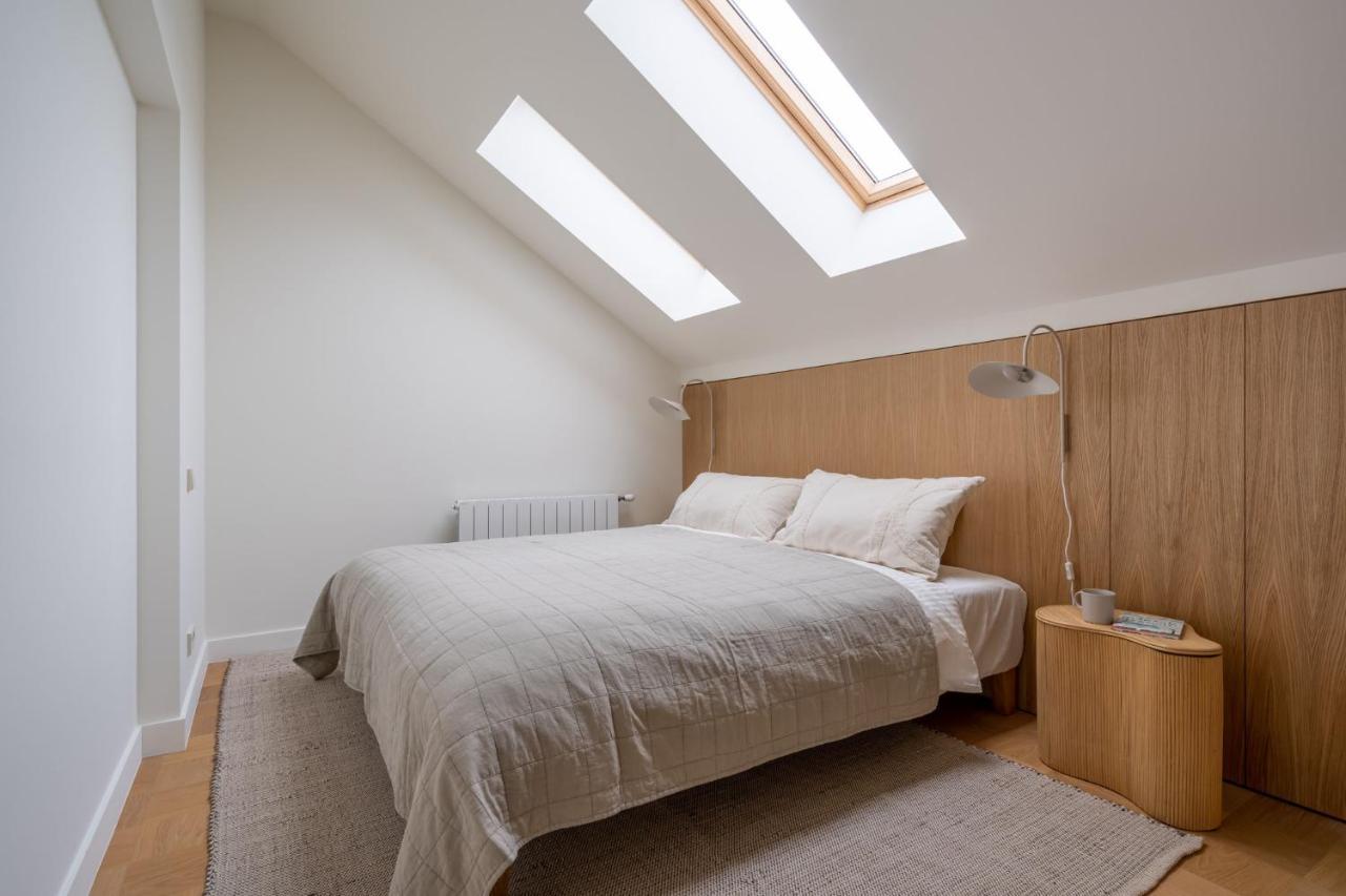 Bright Designer Apartment In City Centre Riga Bagian luar foto